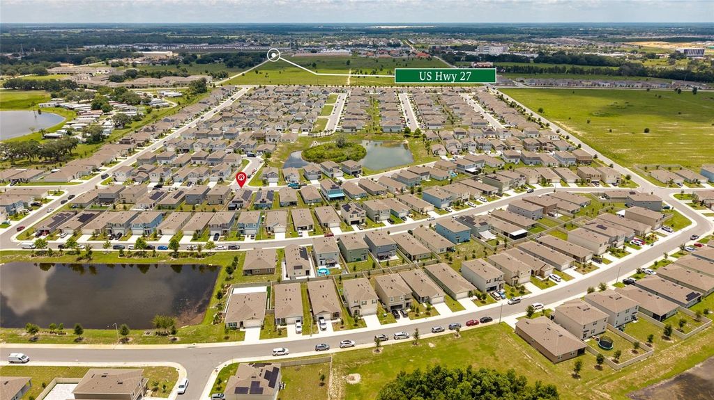 Image 36 of property listing at 1452 CUMBERLAND AVENUE, Davenport, FL 33837