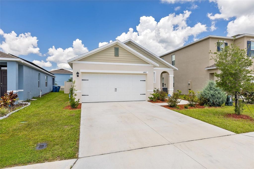Image 43 of property listing at 1452 CUMBERLAND AVENUE, Davenport, FL 33837