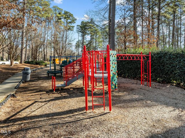 15 Golfers Ridge Court, Chapel Hill, NC 27517