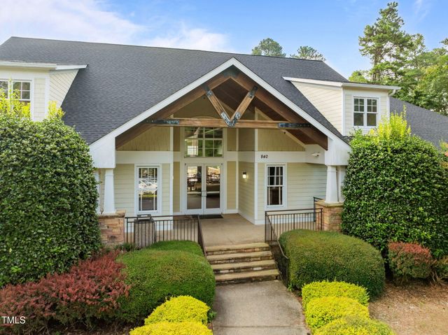 15 Golfers Ridge Court, Chapel Hill, NC 27517