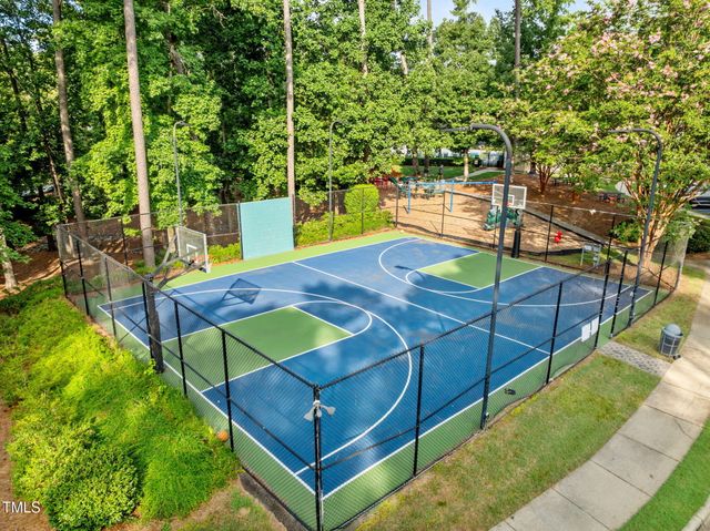15 Golfers Ridge Court, Chapel Hill, NC 27517