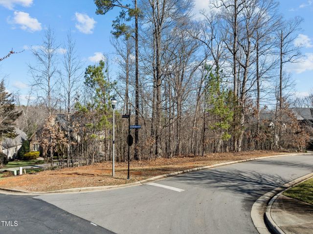 15 Golfers Ridge Court, Chapel Hill, NC 27517