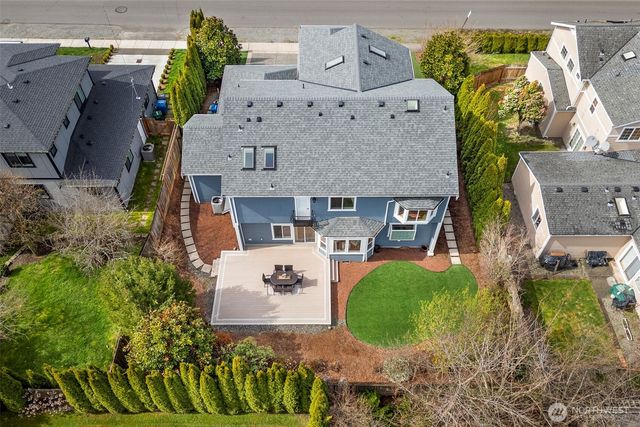 3712 88th Avenue SE, Mercer Island, WA 98040