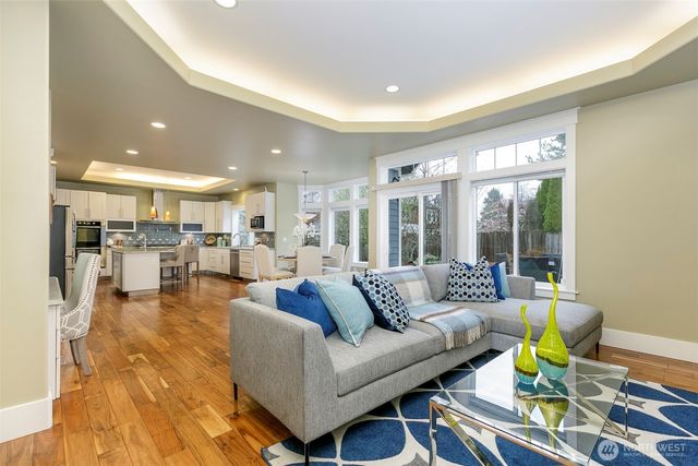 3712 88th Avenue SE, Mercer Island, WA 98040