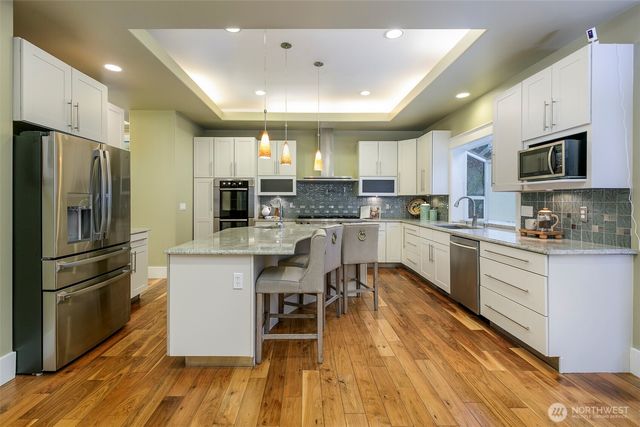 3712 88th Avenue SE, Mercer Island, WA 98040