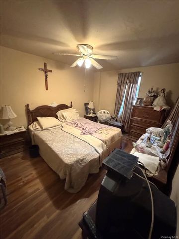 83-25 98 Street 1J, Woodhaven, NY 11421