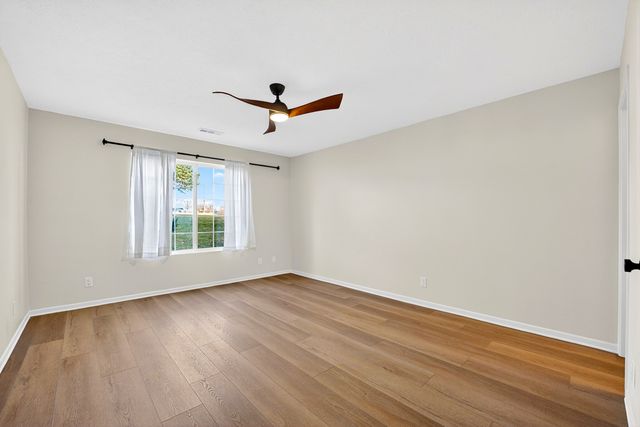 7636 Creek Bend 7636, Rockford, IL 61114