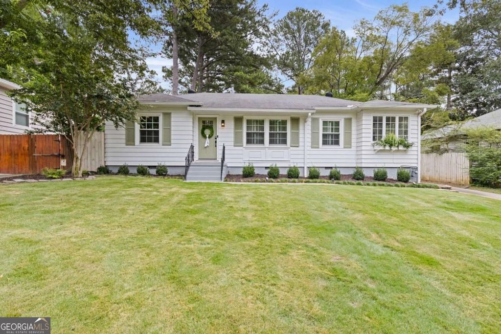 1116 Lindridge Drive NE, Atlanta, GA 30324 — exterior