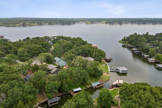 5336 Point La Vista Road, Malakoff, TX 75148