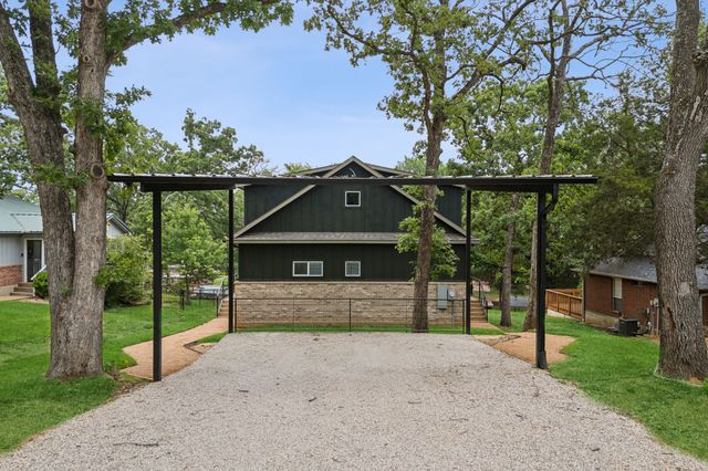 5336 Point La Vista Road, Malakoff, TX 75148