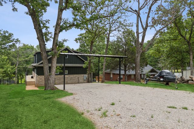 5336 Point La Vista Road, Malakoff, TX 75148