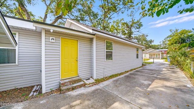 2328 W 17TH Street, Jacksonville, FL 32209