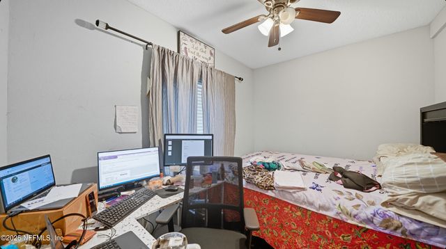 2328 W 17TH Street, Jacksonville, FL 32209