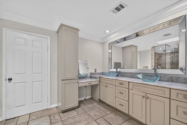14126 Brookridge Circle, Dallas, TX 75254