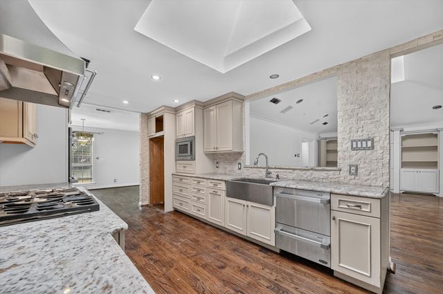 14126 Brookridge Circle, Dallas, TX 75254