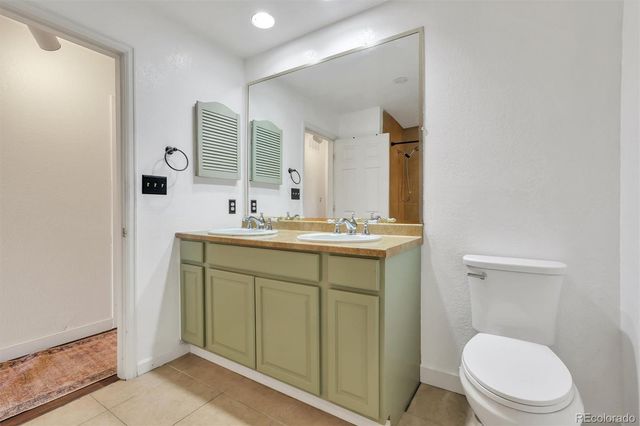 2053 S Worchester Way, Aurora, CO 80014