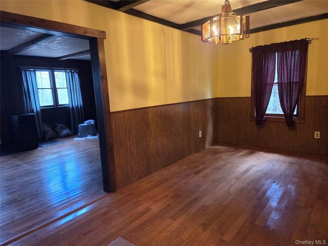 10 Mountain Top Lane, Huguenot, NY 12746