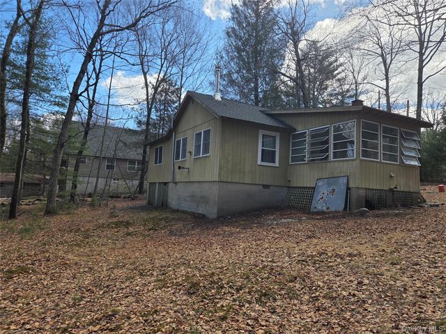 10 Mountain Top Lane, Huguenot, NY 12746