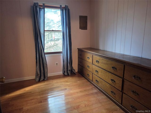 10 Mountain Top Lane, Huguenot, NY 12746