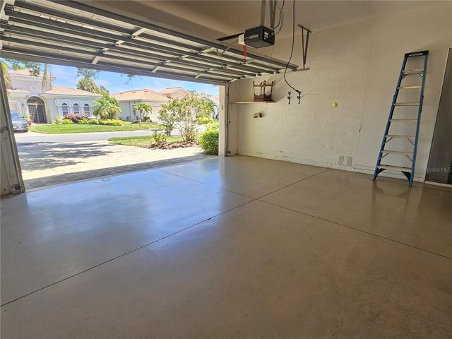 330 RIO TERRA, Venice, FL 34285