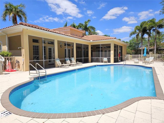 330 RIO TERRA, Venice, FL 34285