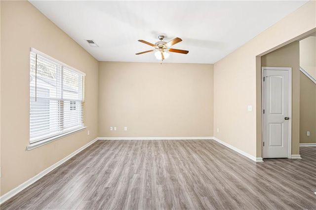 94 Hill Crest Circle, Hiram, GA 30141