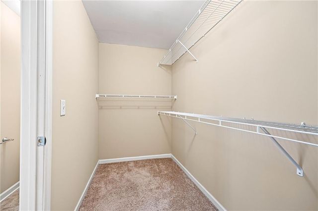 94 Hill Crest Circle, Hiram, GA 30141