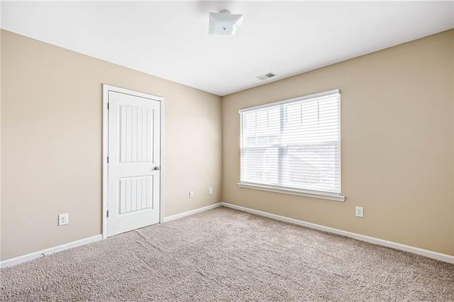 94 Hill Crest Circle, Hiram, GA 30141