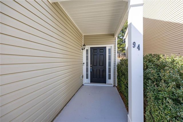 94 Hill Crest Circle, Hiram, GA 30141