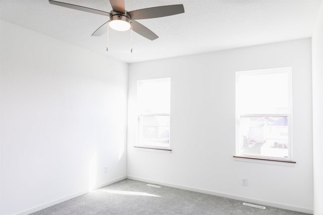 1219 Stone Lane, Waverly, IA 50677