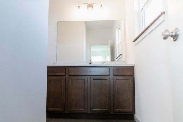 1219 Stone Lane, Waverly, IA 50677