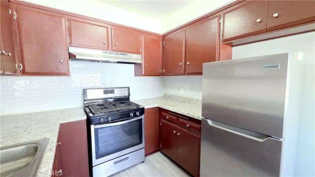 418 N Marguerita Avenue F, Alhambra, CA 91801