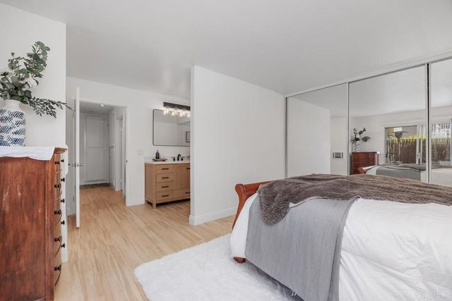 930 Via Mil Cumbres 35, Solana Beach, CA 92075