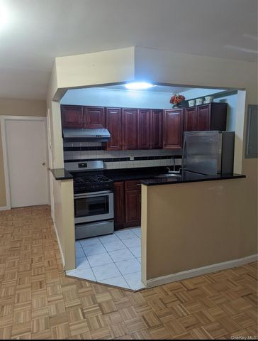10506 Pinegrove Street 2nd fl, Jamaica, NY 11435