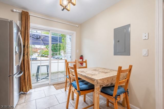 22 Borelle Sq, Sayreville Boro, NJ 08859