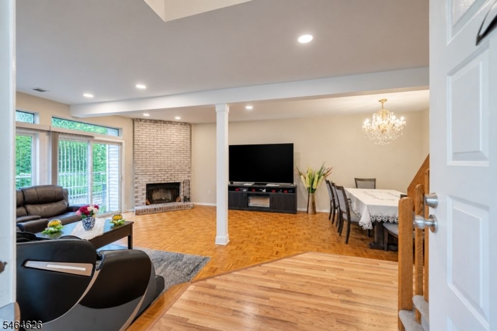 22 Borelle Sq, Sayreville Boro, NJ 08859 — photo 5