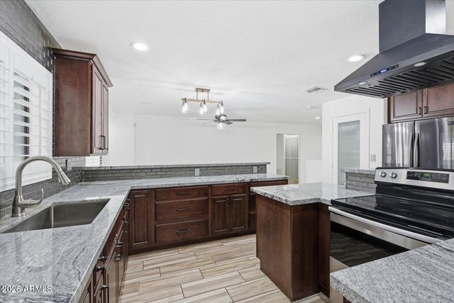 4322 W MONTE CRISTO Avenue, Glendale, AZ 85306