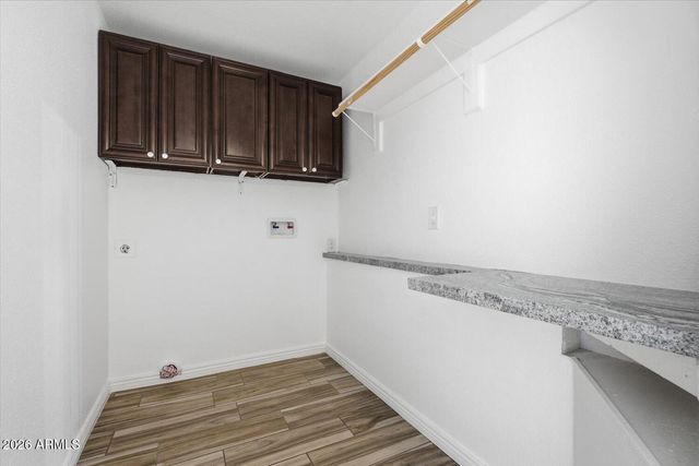 4322 W MONTE CRISTO Avenue, Glendale, AZ 85306