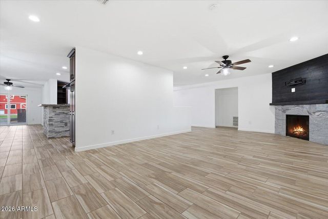 4322 W MONTE CRISTO Avenue, Glendale, AZ 85306