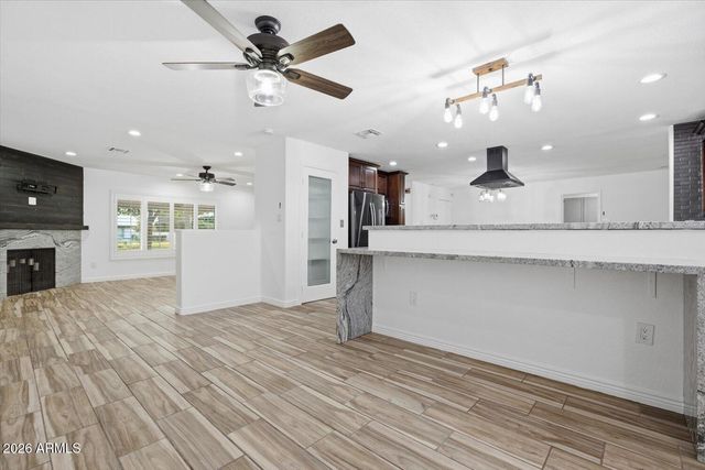 4322 W MONTE CRISTO Avenue, Glendale, AZ 85306