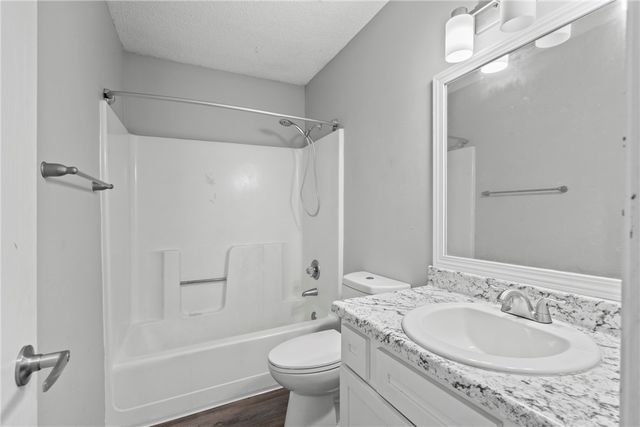 3468 Harvard Street, Fayetteville, AR 72704