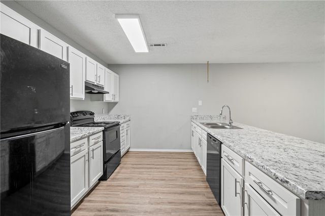 3468 Harvard Street, Fayetteville, AR 72704