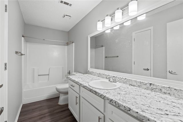 3468 Harvard Street, Fayetteville, AR 72704