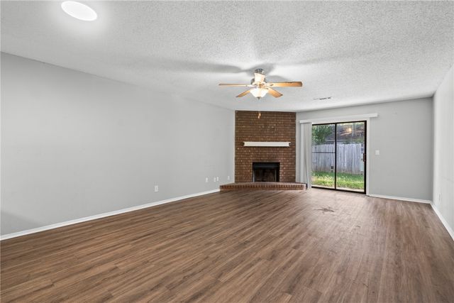 3468 Harvard Street, Fayetteville, AR 72704