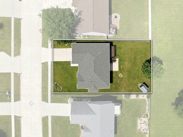4316 Wedgewood Drive, Cedar Falls, IA 50613