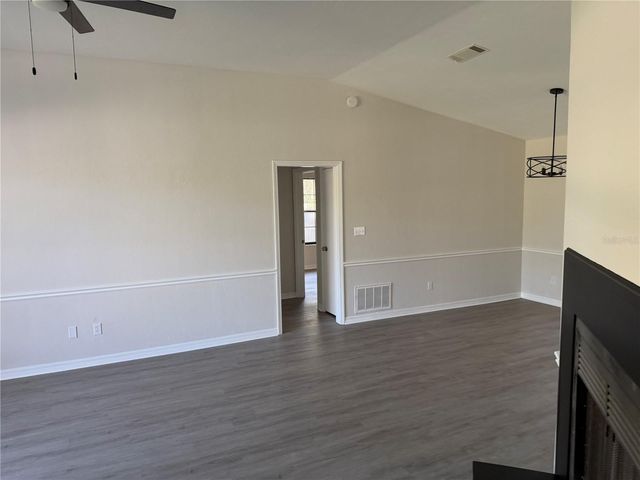 8215 SW 57TH PLACE, Gainesville, FL 32608