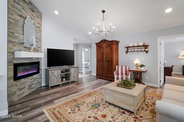 4190 Emma Parkway, Lima, OH 45806