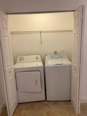 3370 N PINEWALK Drive N 1217, Margate, FL 33063
