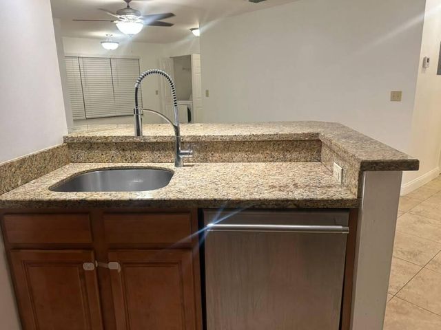 3370 N PINEWALK Drive N 1217, Margate, FL 33063