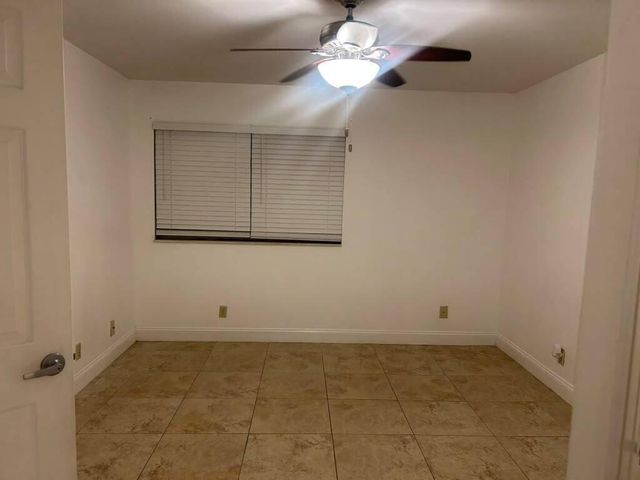 3370 N PINEWALK Drive N 1217, Margate, FL 33063